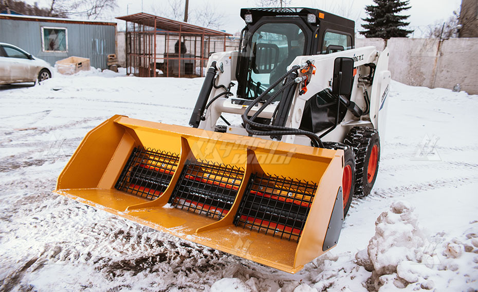 Пескоразбрасыватель навесной Delta SM2000 на Амкадор 211 картинка 633430